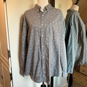 🔴 American Eagle XXL Gray Button Down Shirt